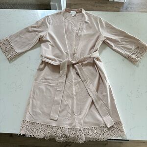 Le Rose Alessandra Lace Trim Satin Robe